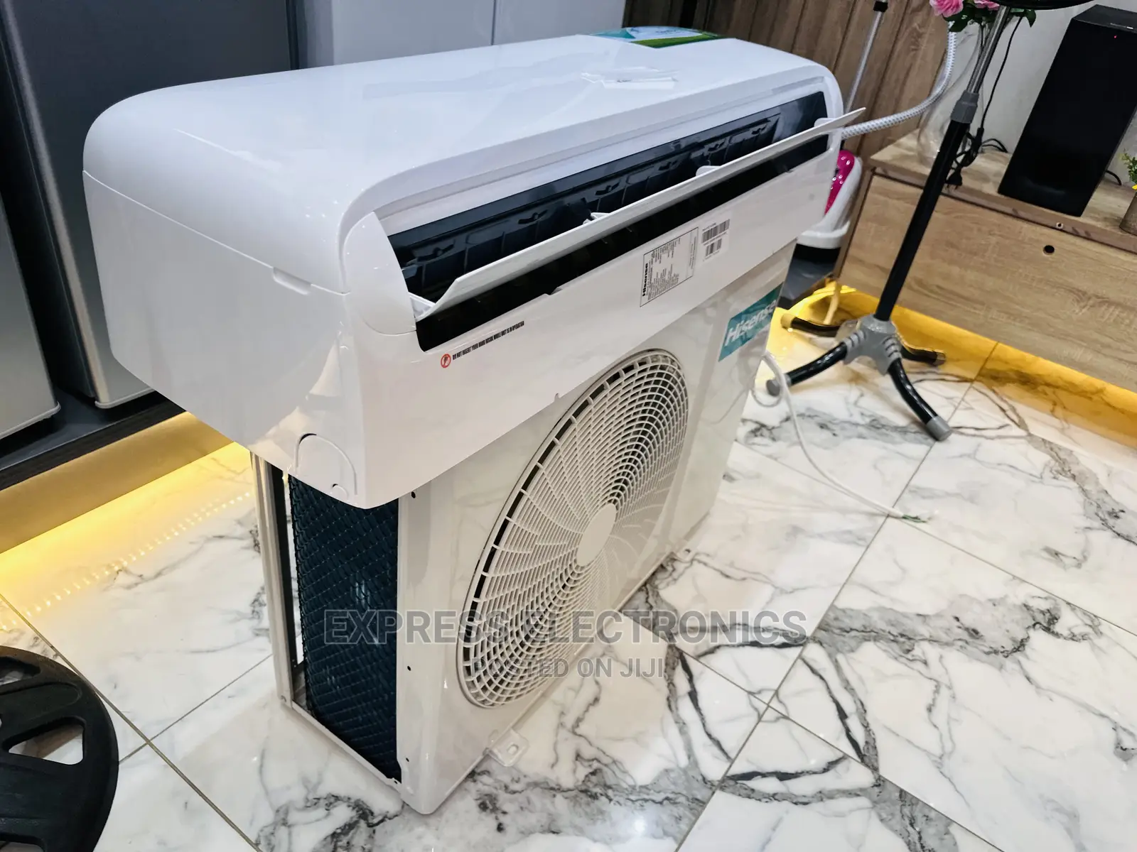 Classic New AS-24C4SXTCA00 2.5hp Split R410 Gas Hisense