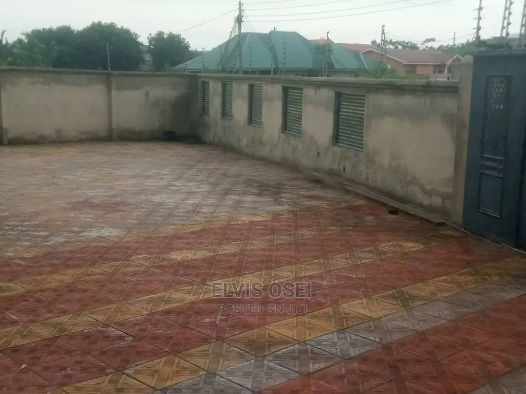 3bdrm House in Wachild Estate, Amasaman for rent
