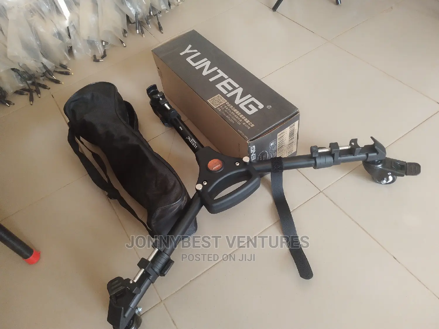 Brand New Yunteng 900 Tripod Dolly