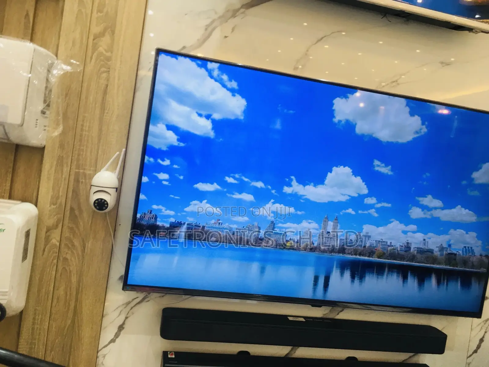 Best Durable 75 Inches Glossy Samsung BU80 LED Tv