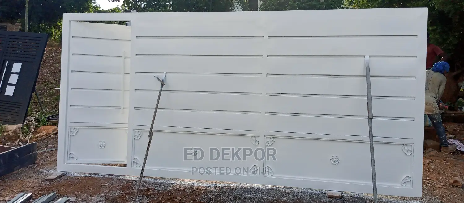 D D Metal Gate