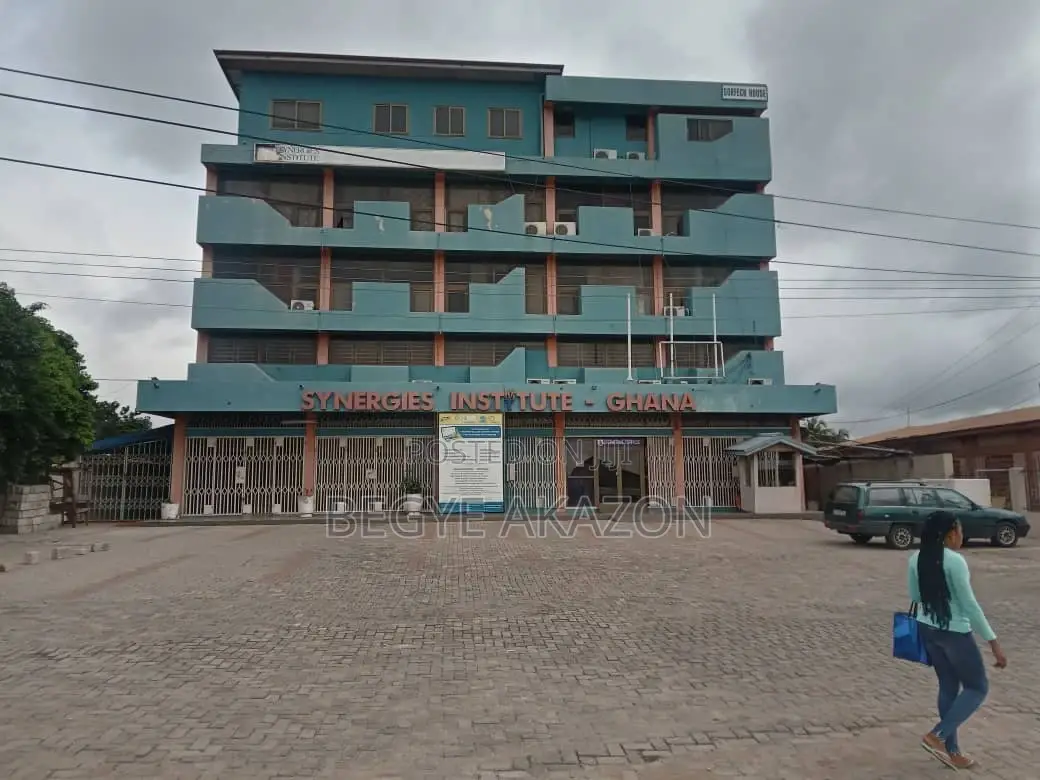 Commercial Building for Sale at Lapaz-Akweteyman