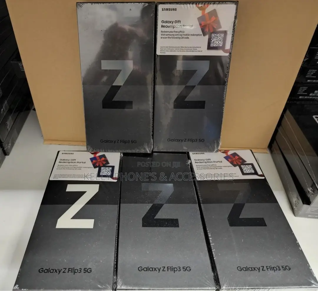 New Samsung Galaxy Z Fold 3 256 GB Black