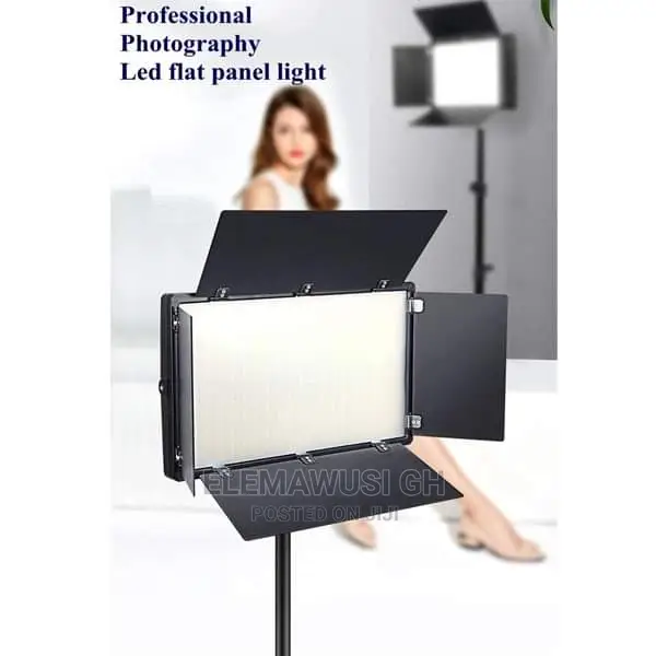 PRO LED 800 Professional Video Light With Stand Rechargeable