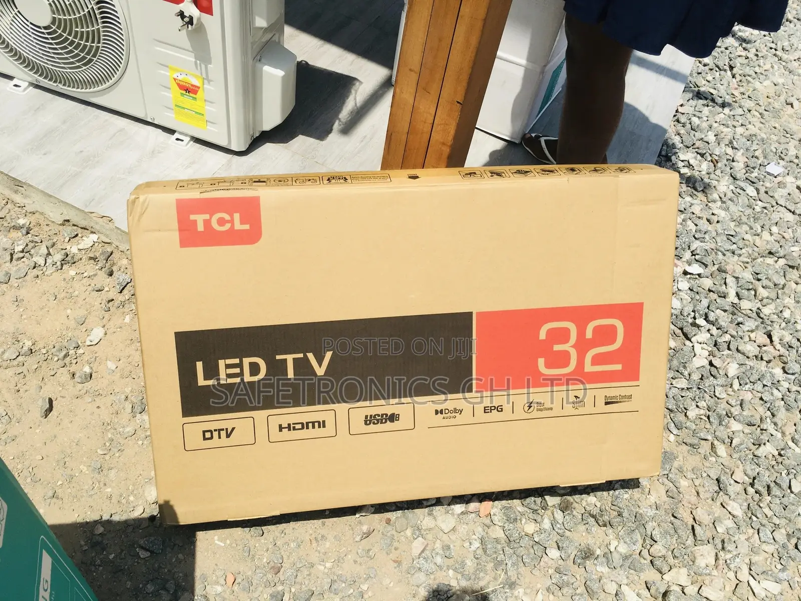High Efficiency Glossy 32 Inches HDR TCL D3200 LED Tv