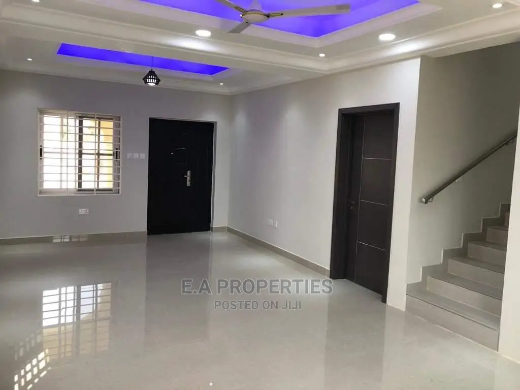 3bdrm House in E A Properties, School Junction for rent