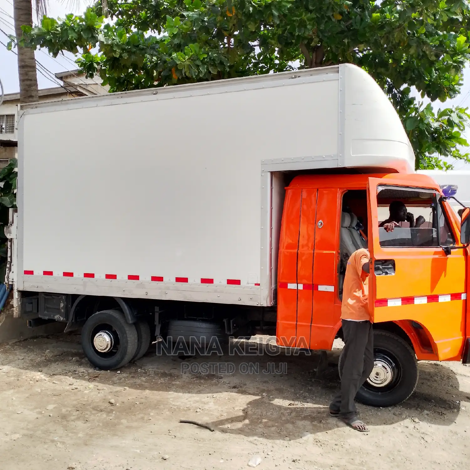 Small Truck Hiring