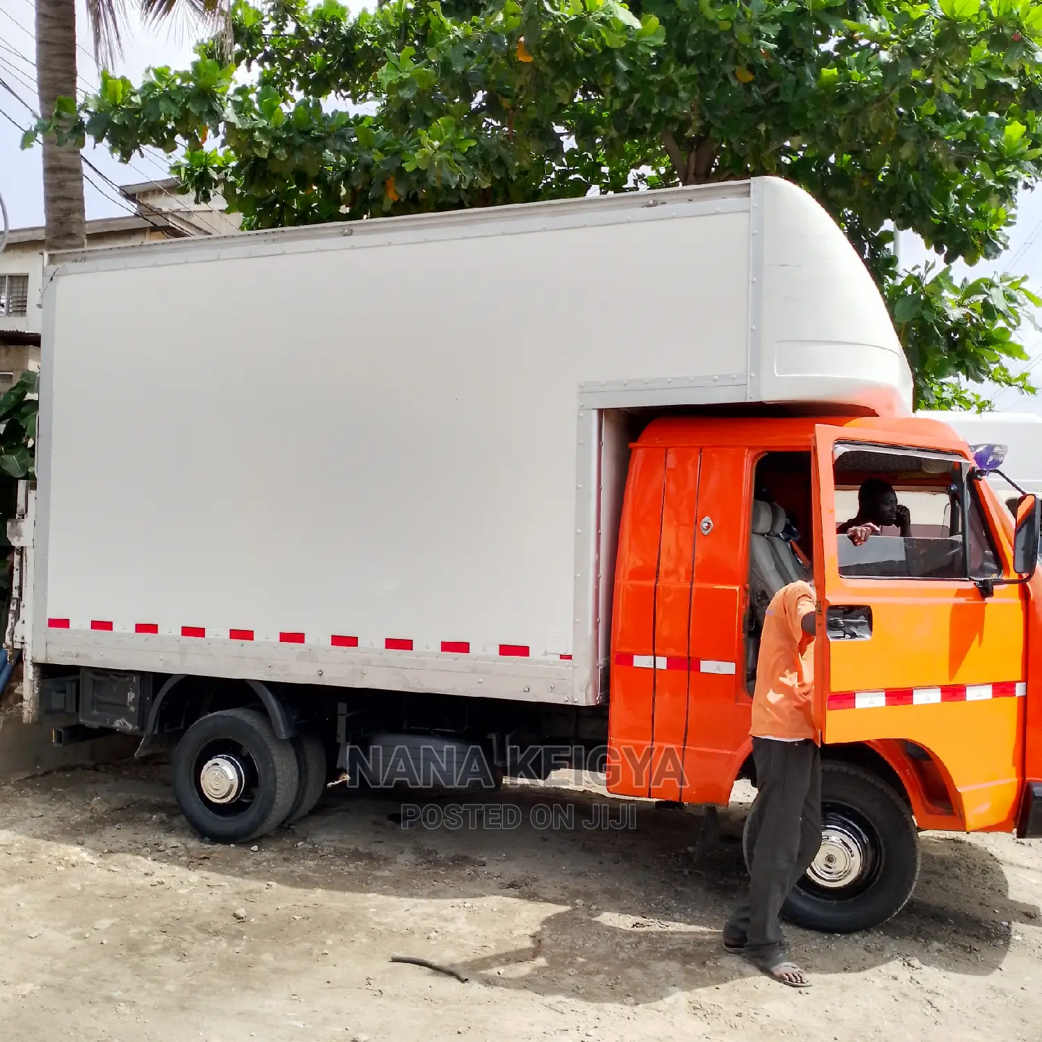 Small Truck Hiring