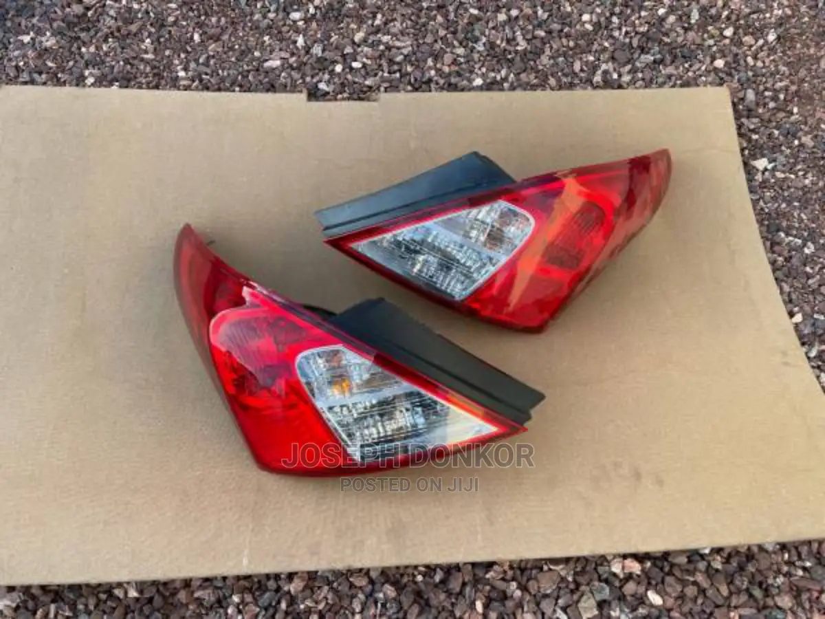 Nissan Versa, Sunny, Almera Taillight 2012,2013,2014 To 2019