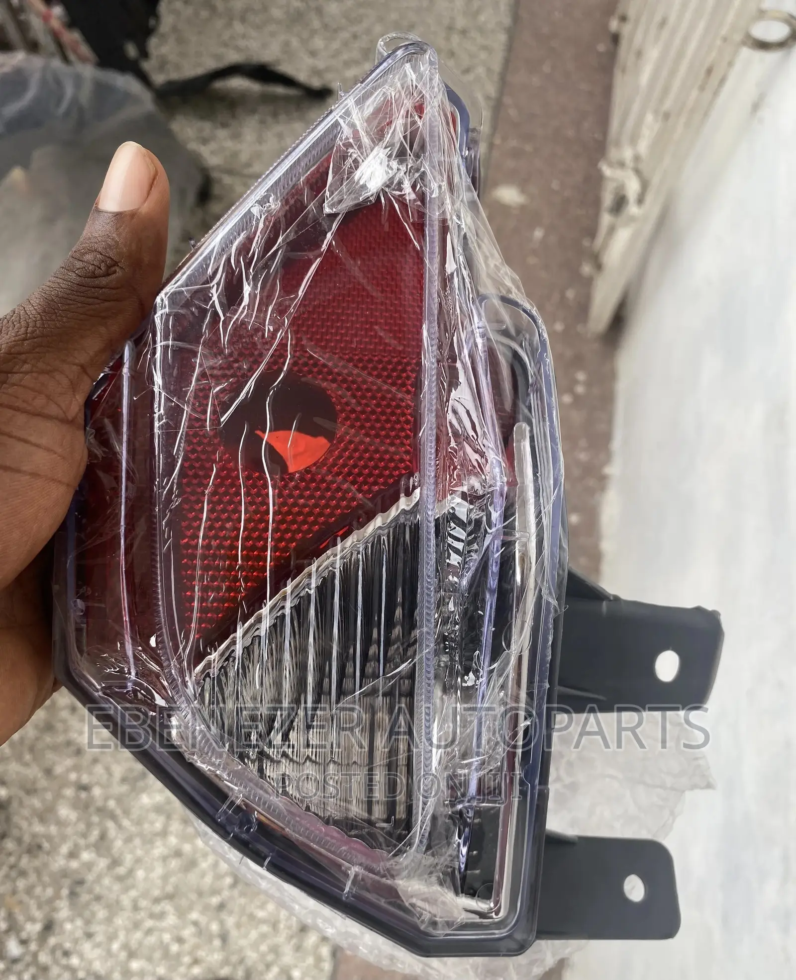 Toyota Rav 4 Back Bumper Reflector 2016 2017 2018