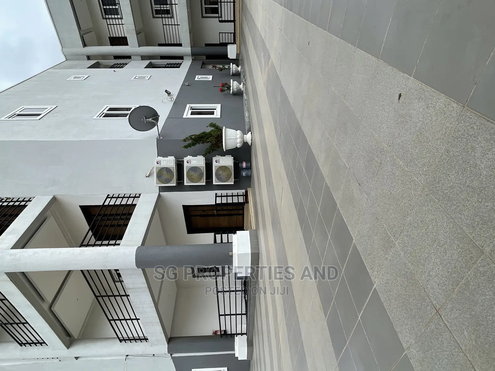 2bdrm Apartment in East Airport for rent