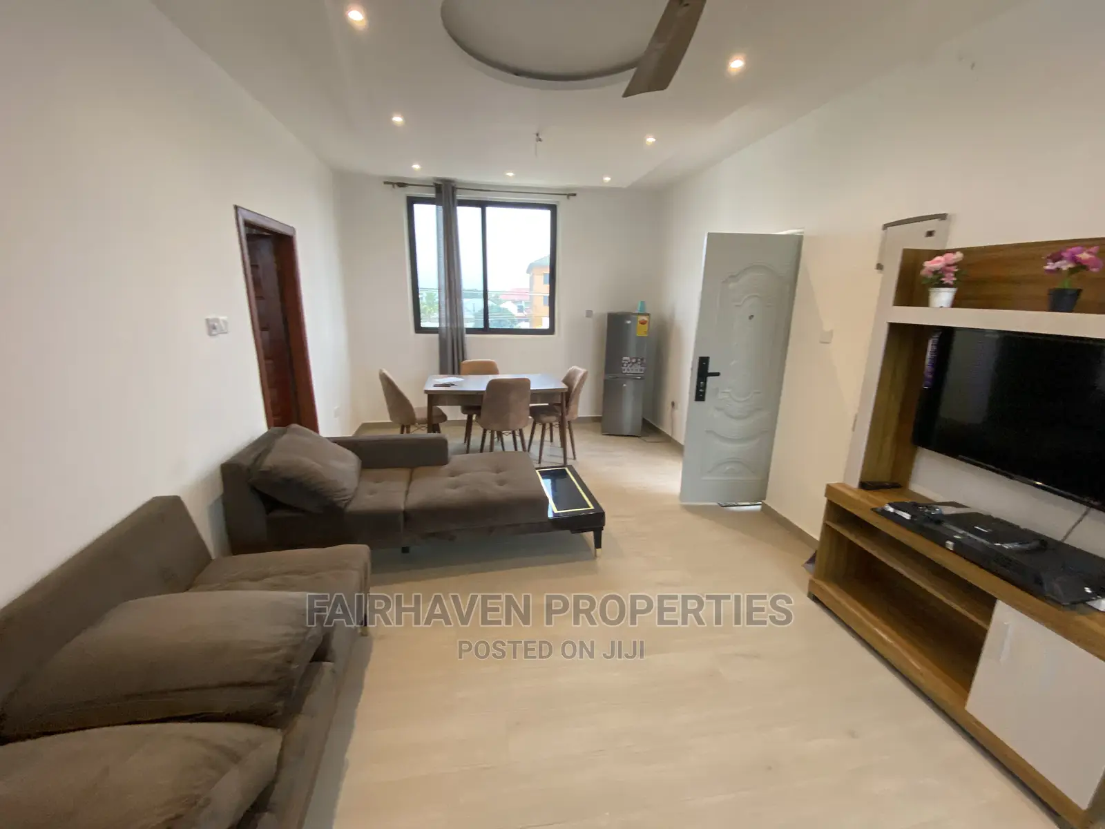 Fully Furnished 1bedroom Apartment at Tseaddo