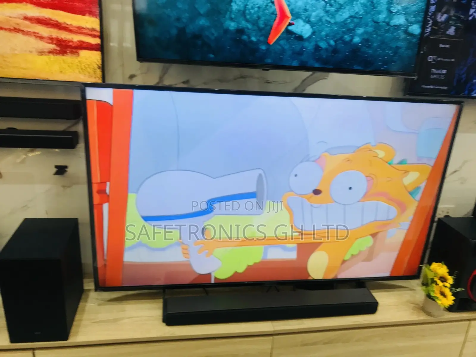 Smart 85 Inches LED Crystal UHD Samsung Glossy AU71 Tv