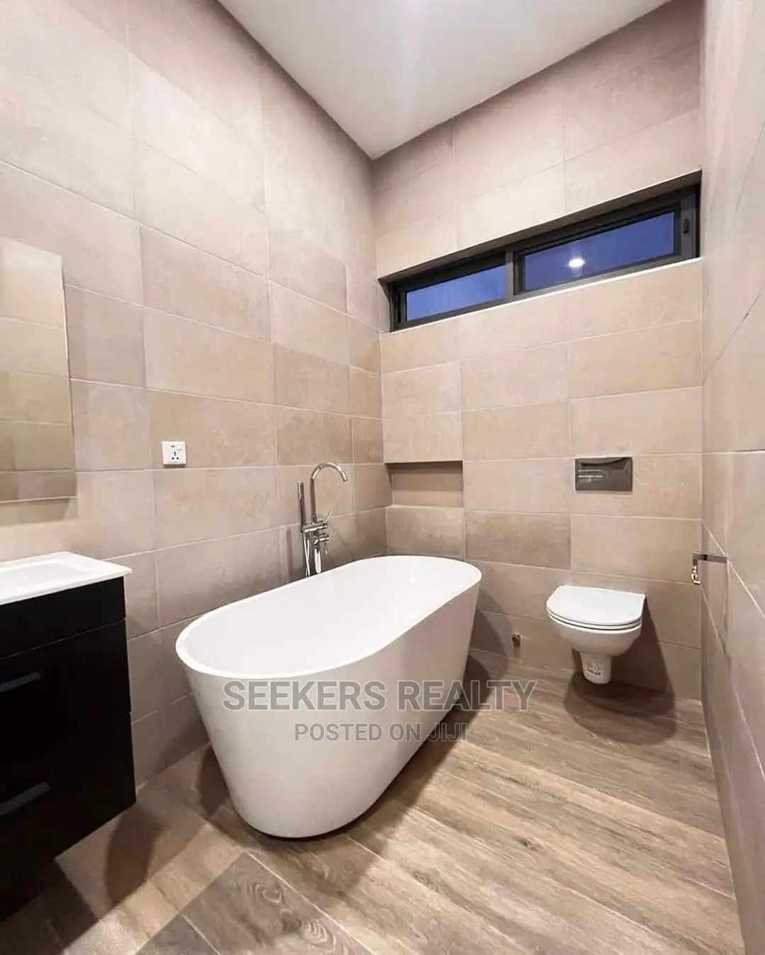 4bdrm House in Seekers Realty, Sakumono for sale