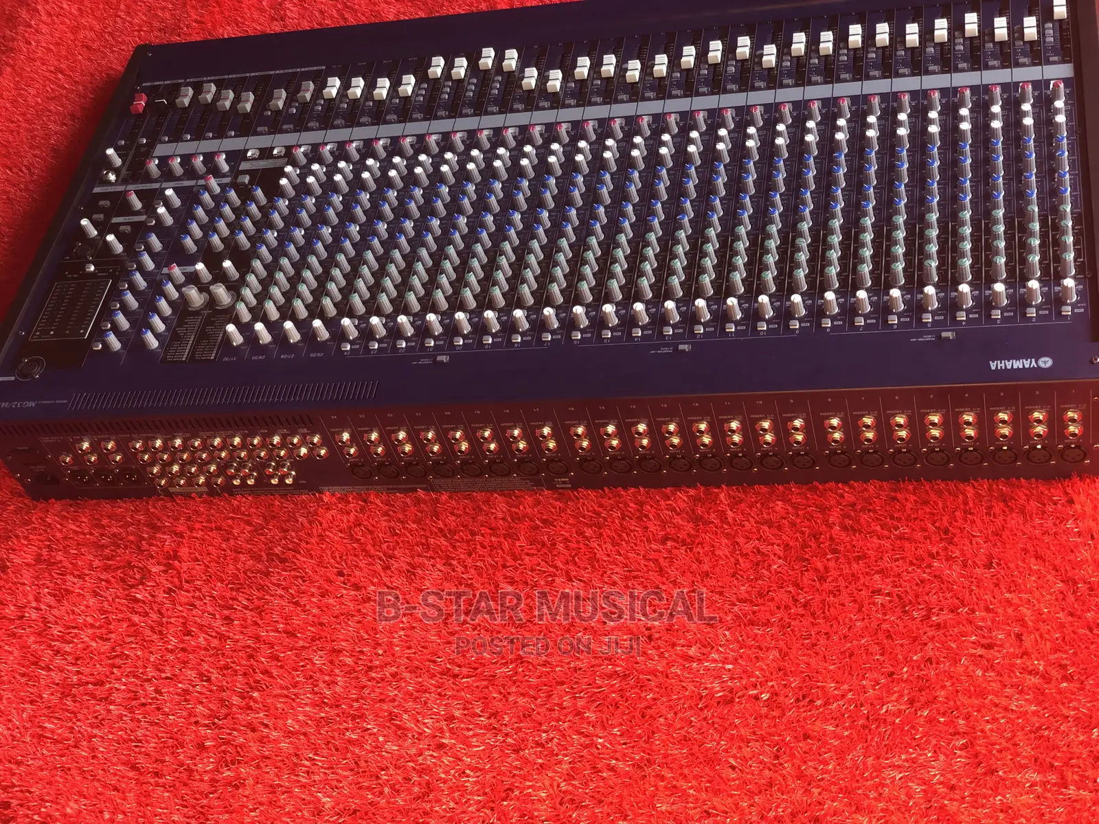 Yamaha 32 Channel Live Console