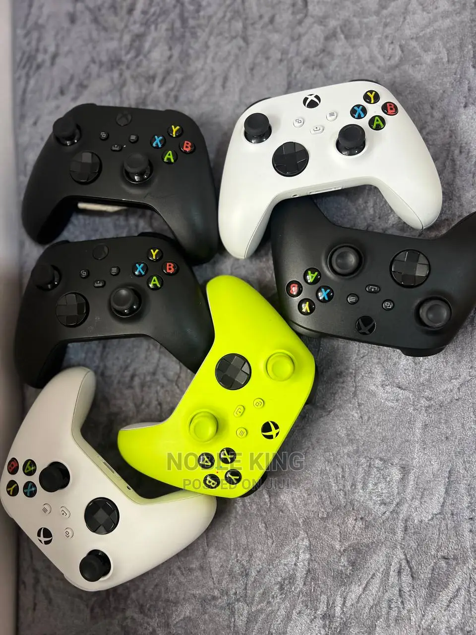 Xbox Series S/X Controllers