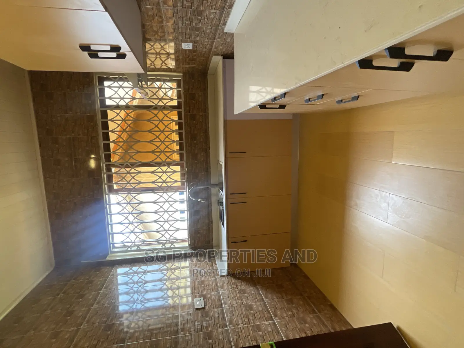 3bdrm Apartment in Com 18 Kfc, Spintex for rent