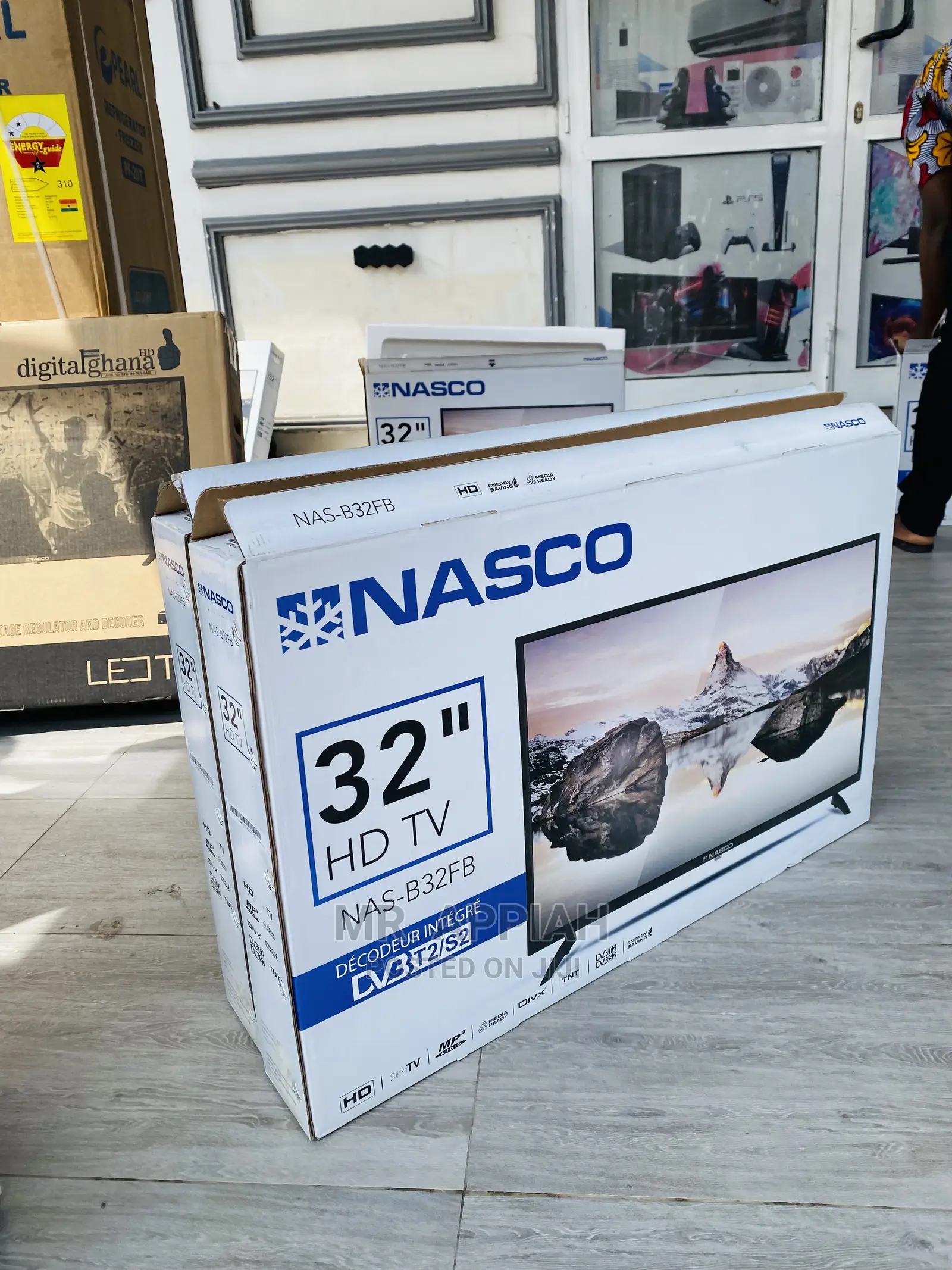 Quality Yet Affordable Nasco 32 Inch Digital Satelite Tv.