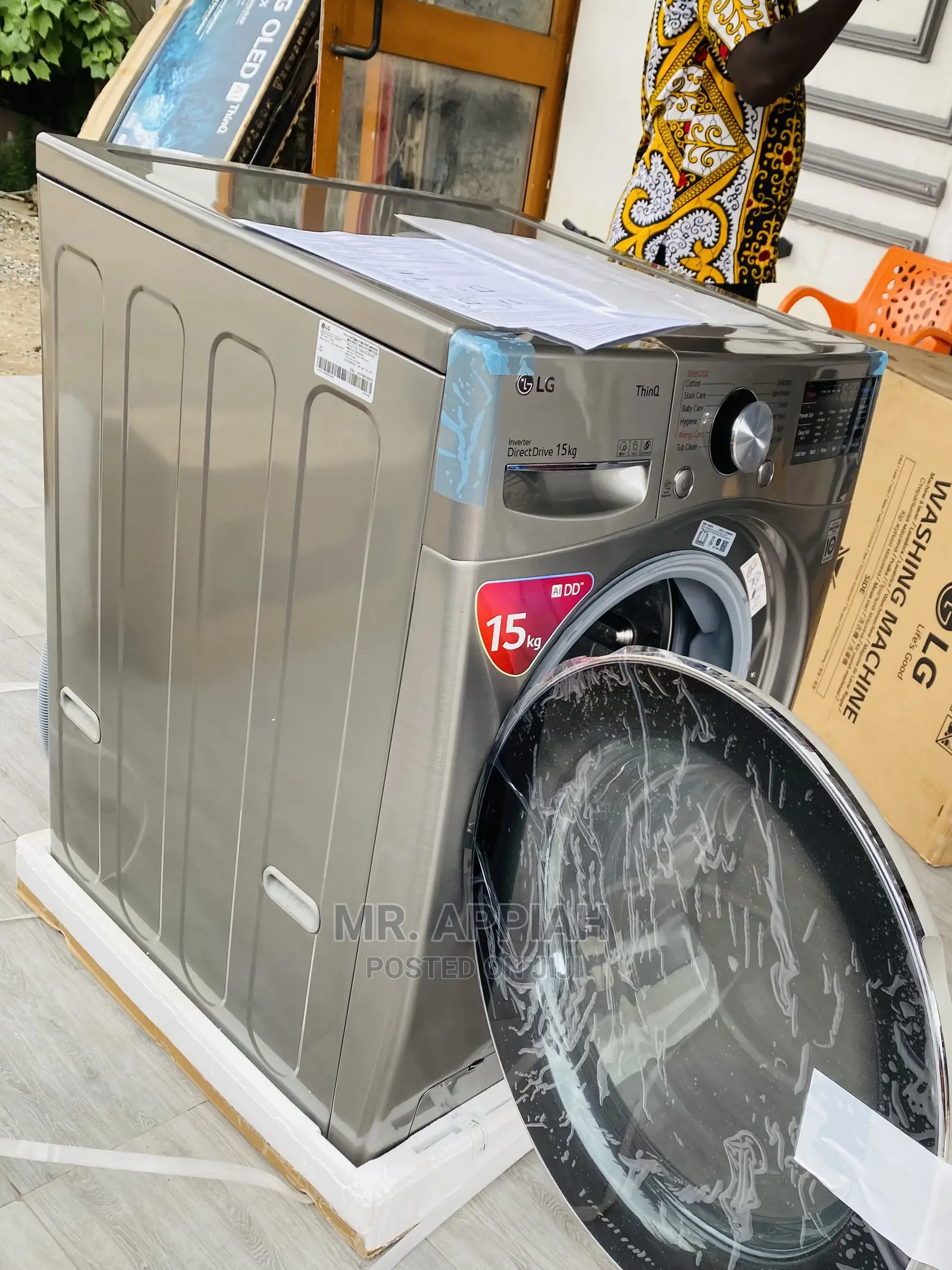 Authentic 15kg LG F0L9DGP2S Washingmachine + Inbuilt Dryer.