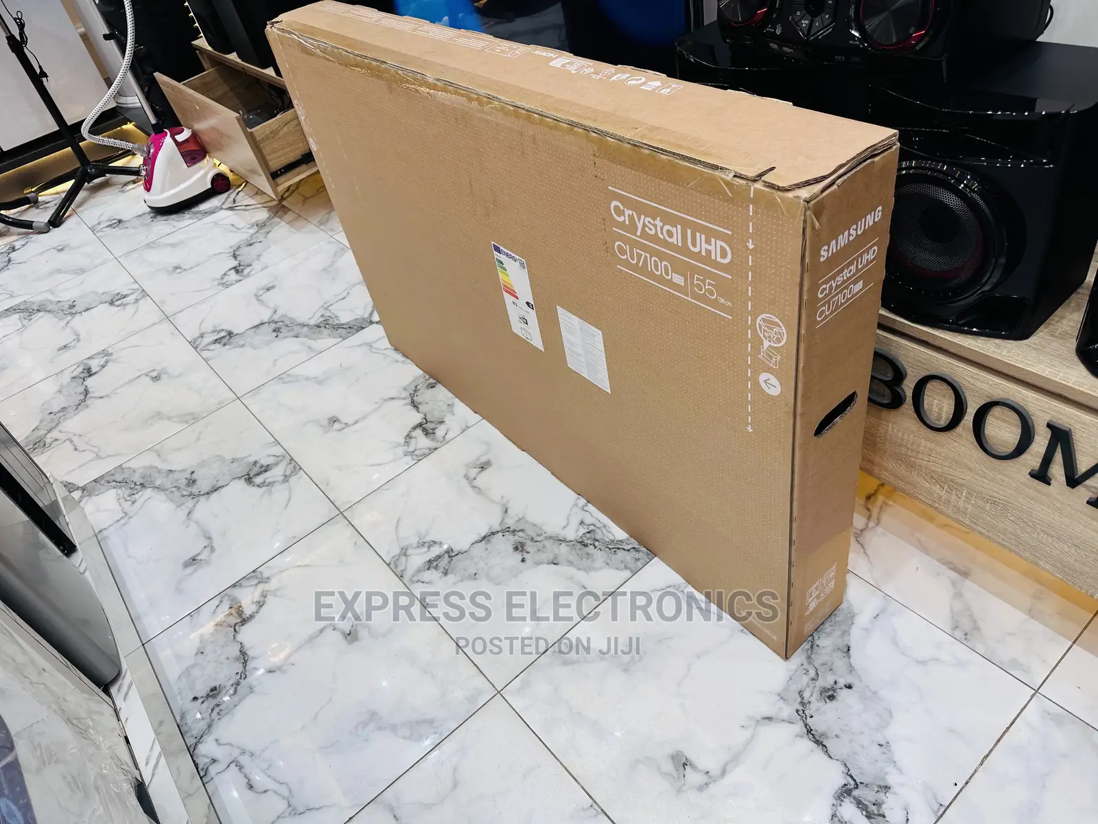 High Contrast Display UHD Smart 55”Cu7172 Samsung