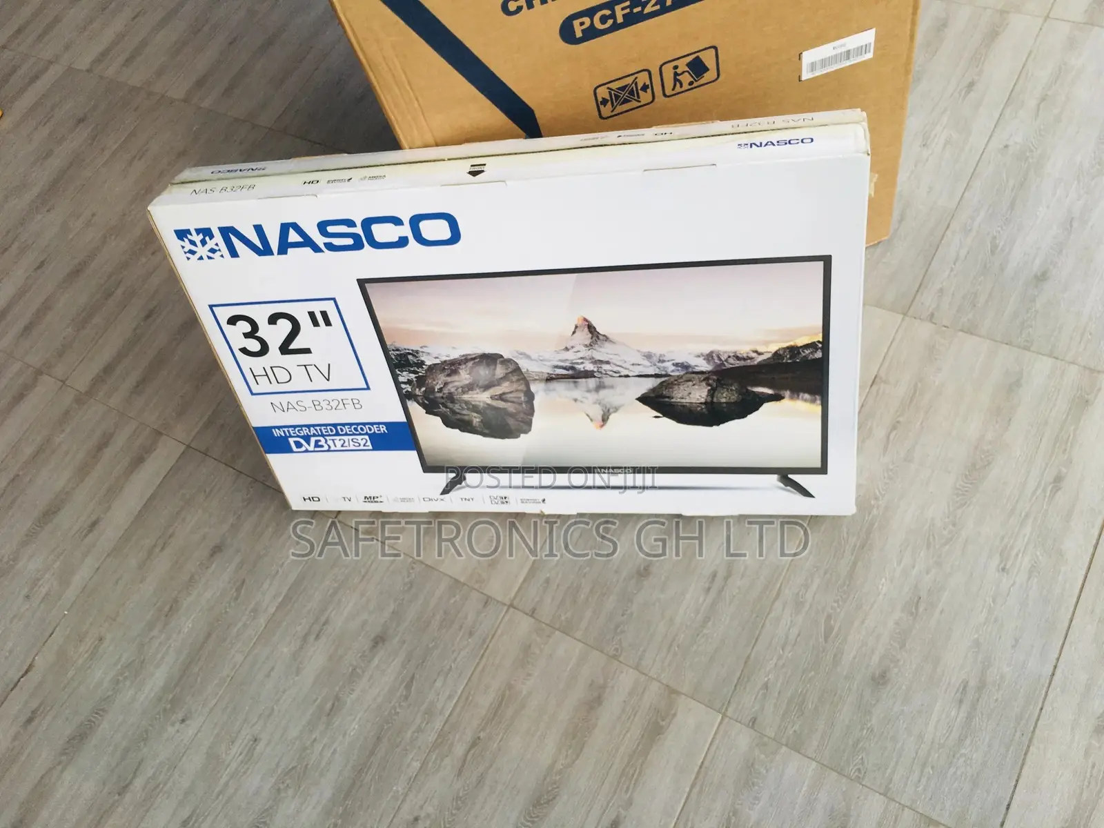Perfect Glossy Nasco 32 Inches LED Tv