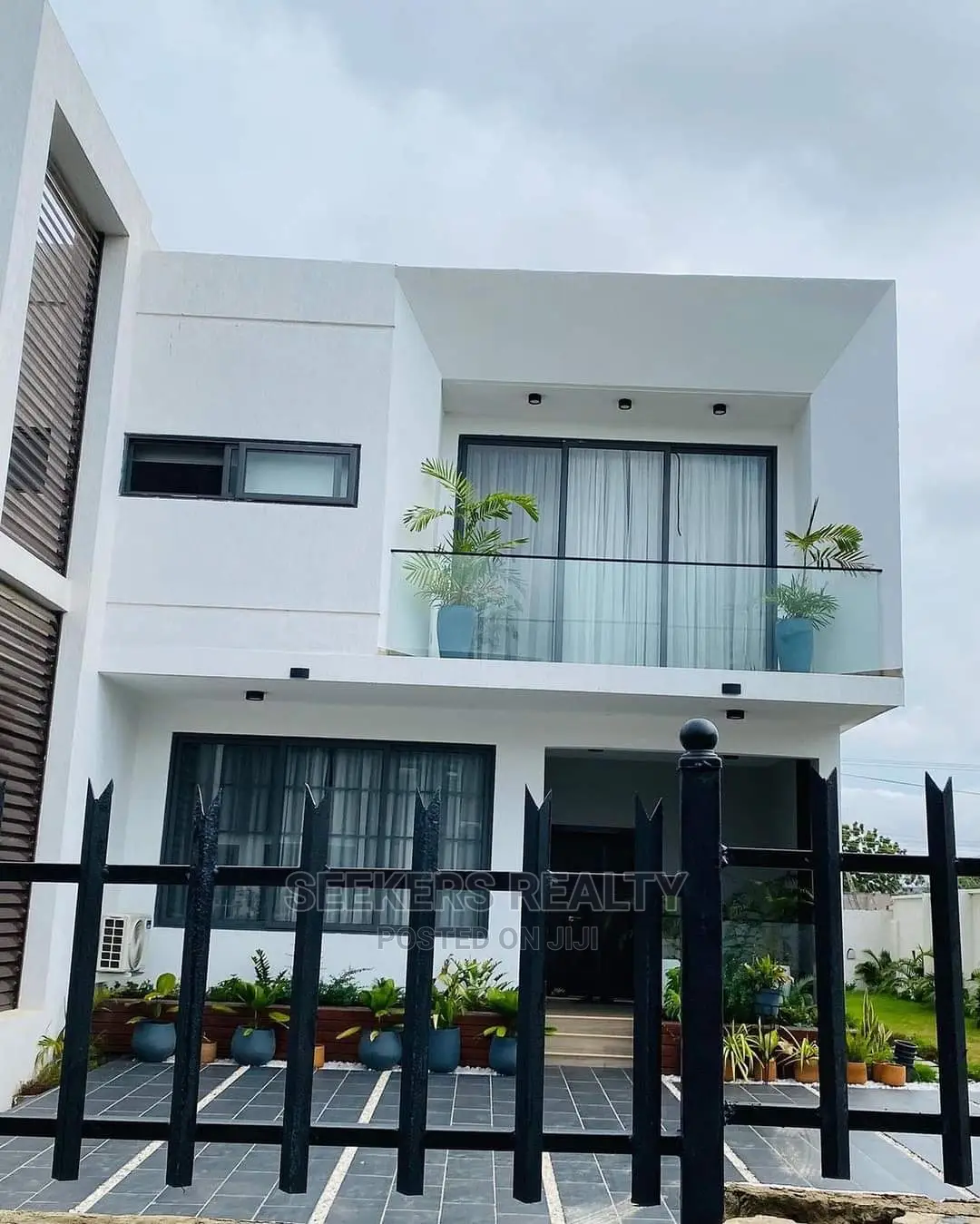 4bdrm House in Seekers Realty, Accra Metropolitan for sale