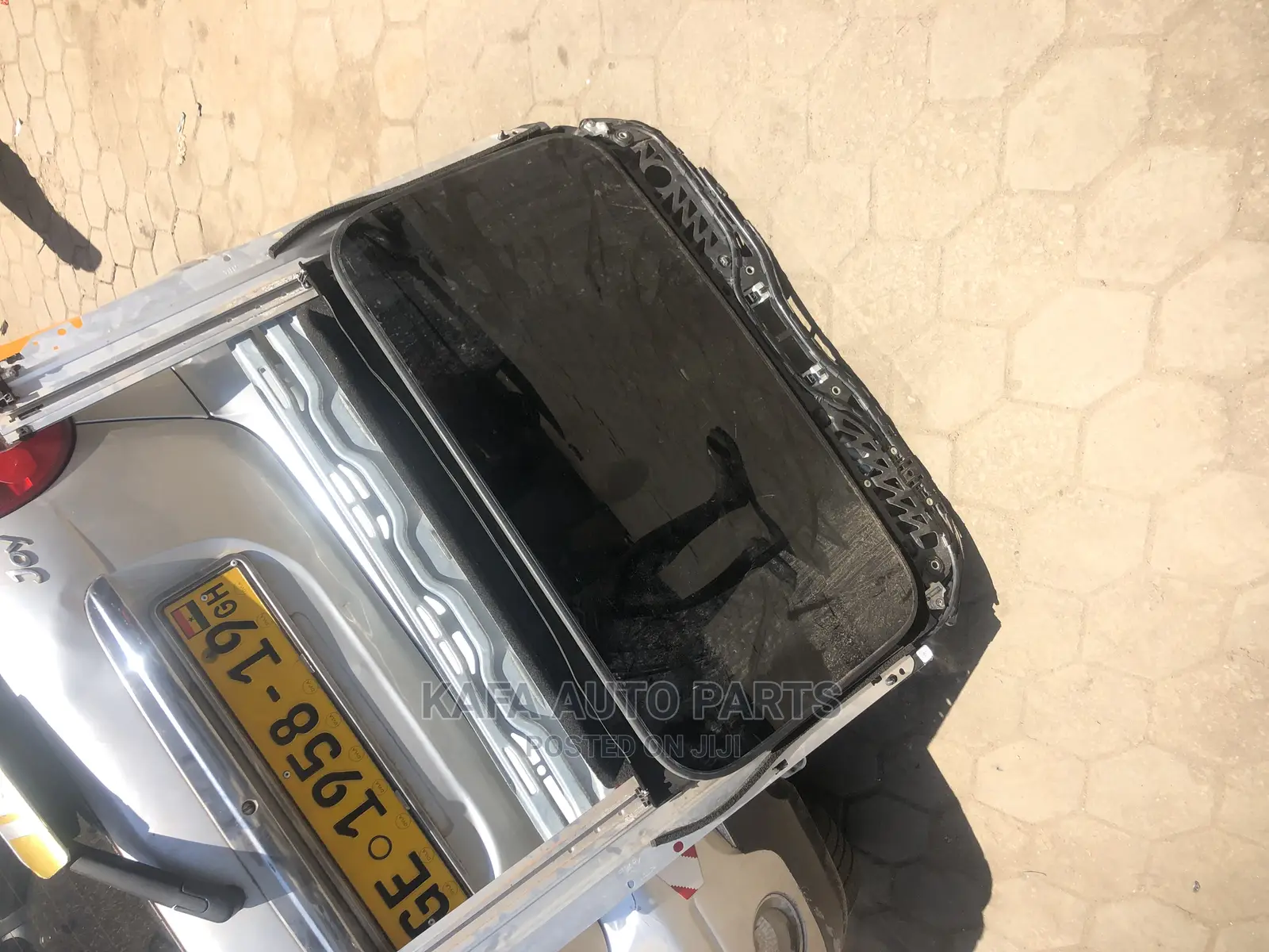 Honda CRV Roof / Sun Shield 2016-2022 Available