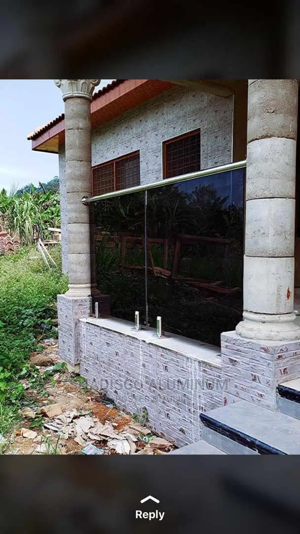 Frameless Glass Balusters
