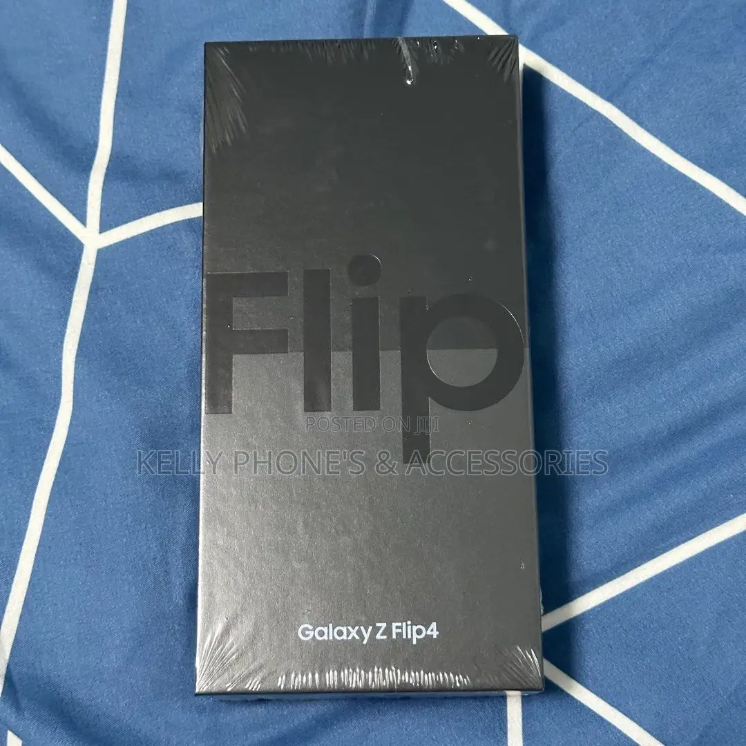 New Samsung Galaxy Z Flip4 256 GB Black