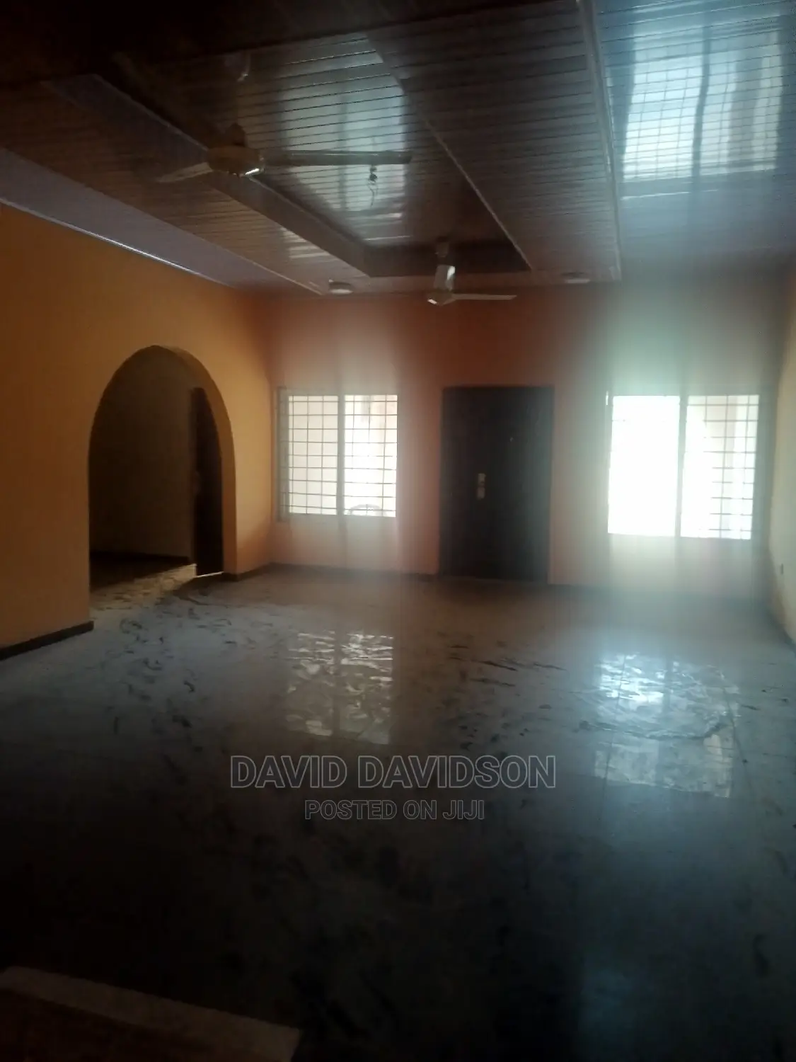 3bdrm Mansion in Executive 3 Bedroom, Tema Metropolitan for rent