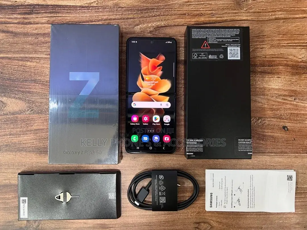 New Samsung Galaxy Z Flip4 256 GB Black