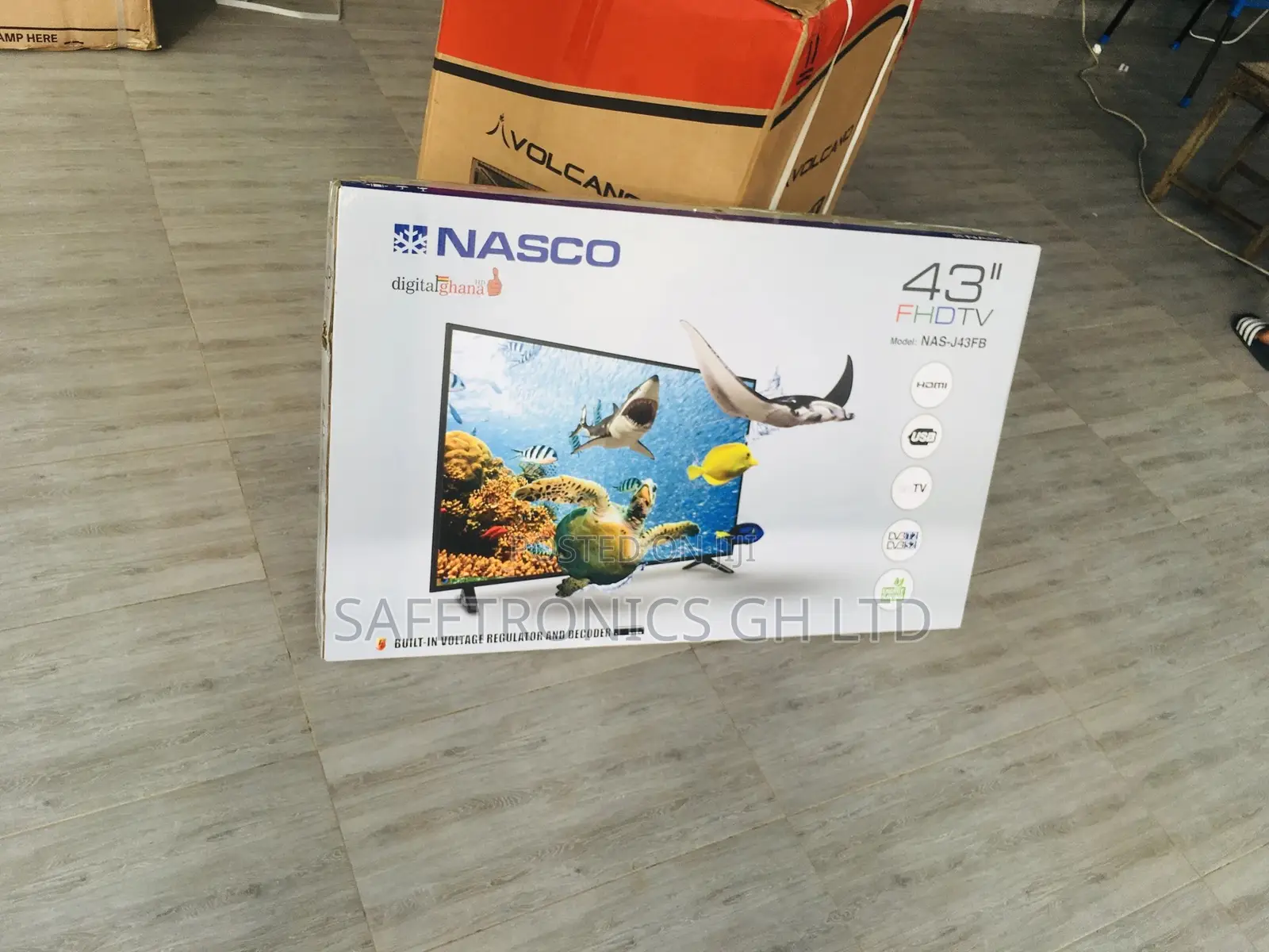 43 Inches Glossy Adjustable LED Nasco Tv