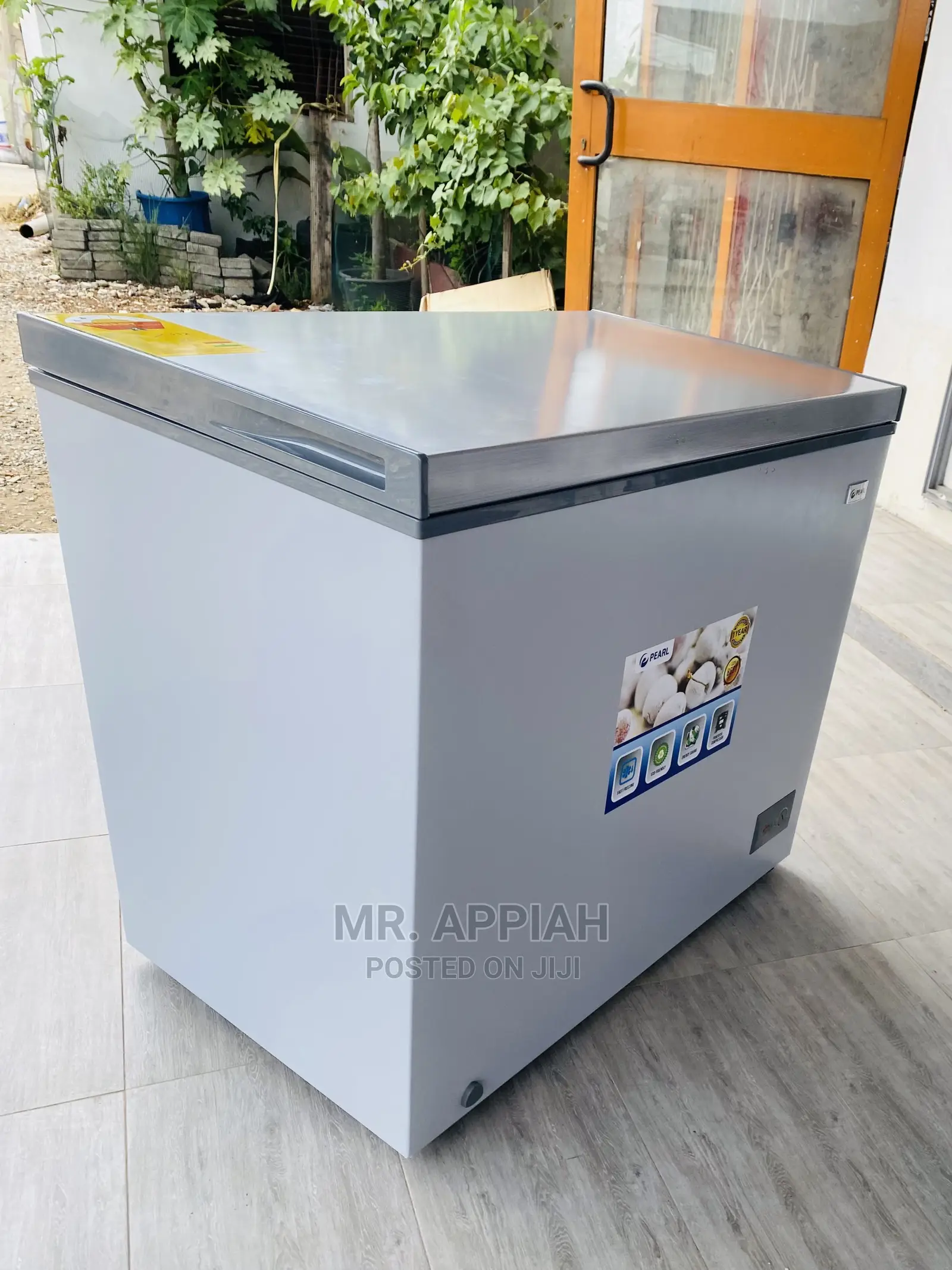 High Performance Pearl 290L PCF-370 1 Door Chest Freezer 