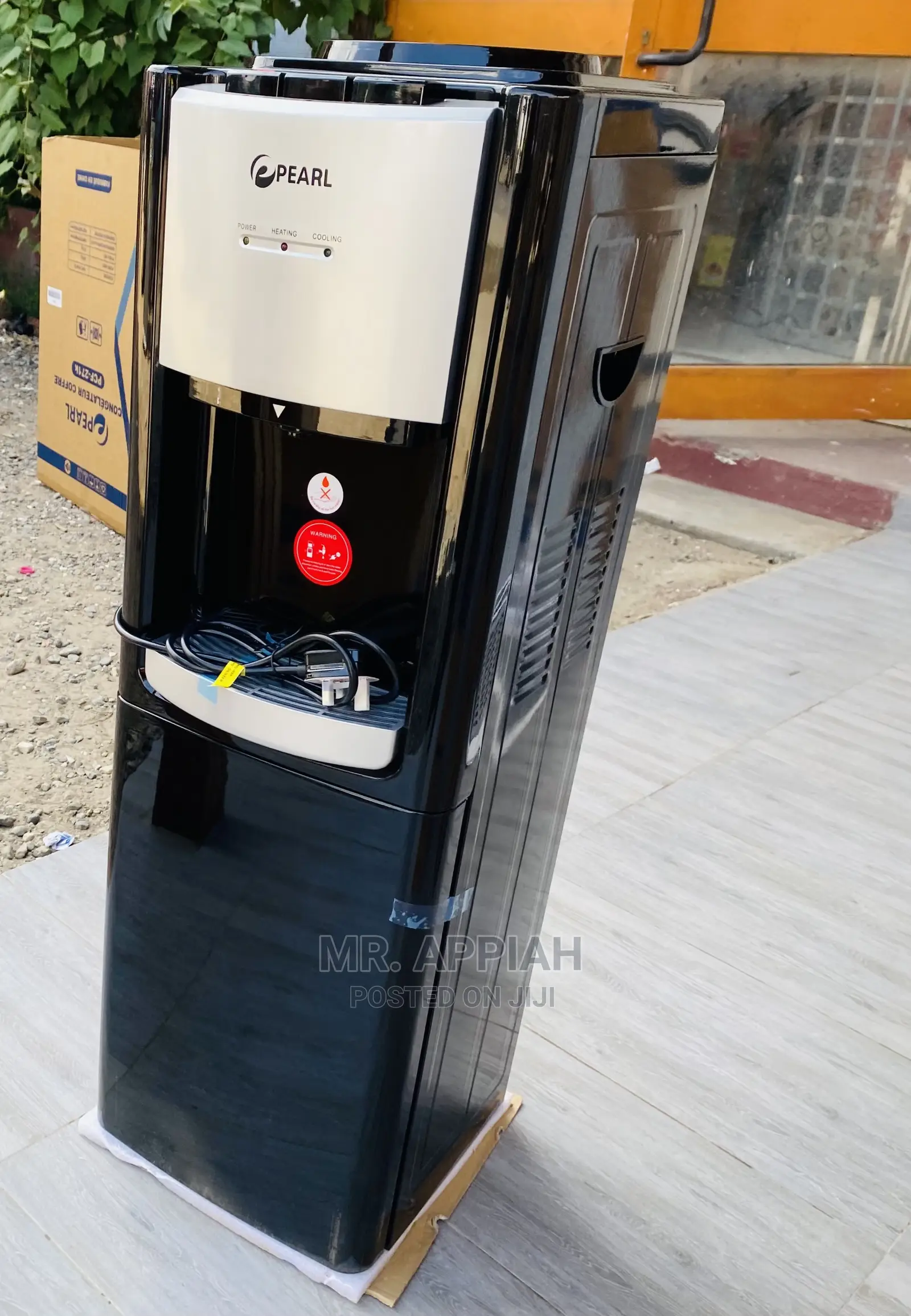High Performance Pearl PWD-2008 FSL3 Tray Waster Dispenser.