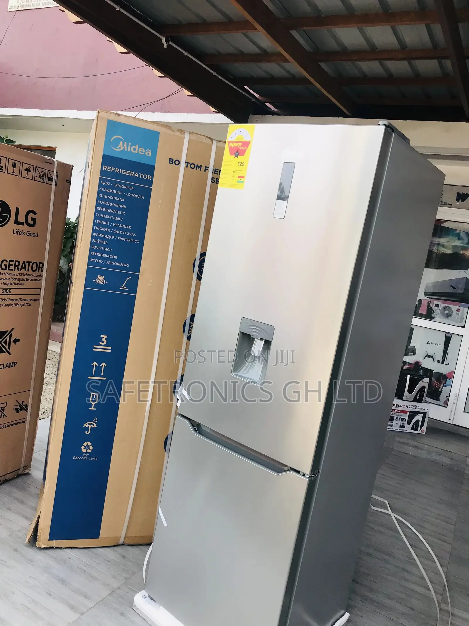 302 Liters Midea Bottomfreezer Doubledoor Fridge