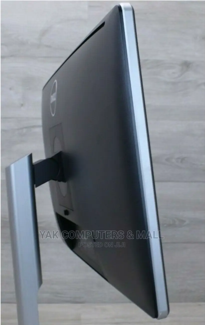 23inch Full Hd Dellonitor With Dvi,Dp Port,Vga Port