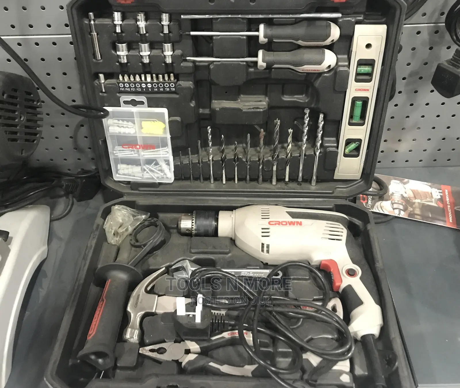 Crown Impact Drill Tool Set