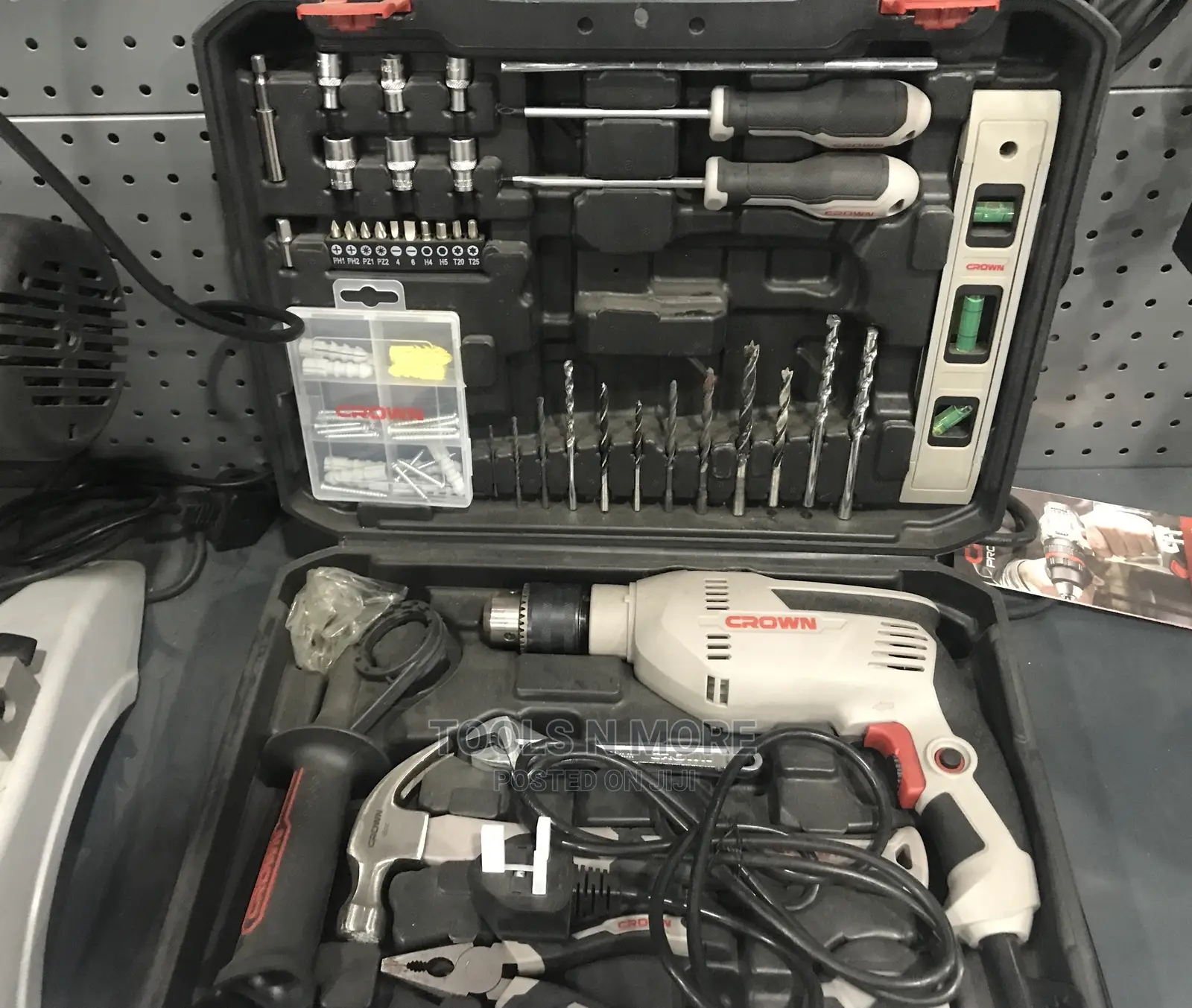 Crown Impact Drill Tool Set