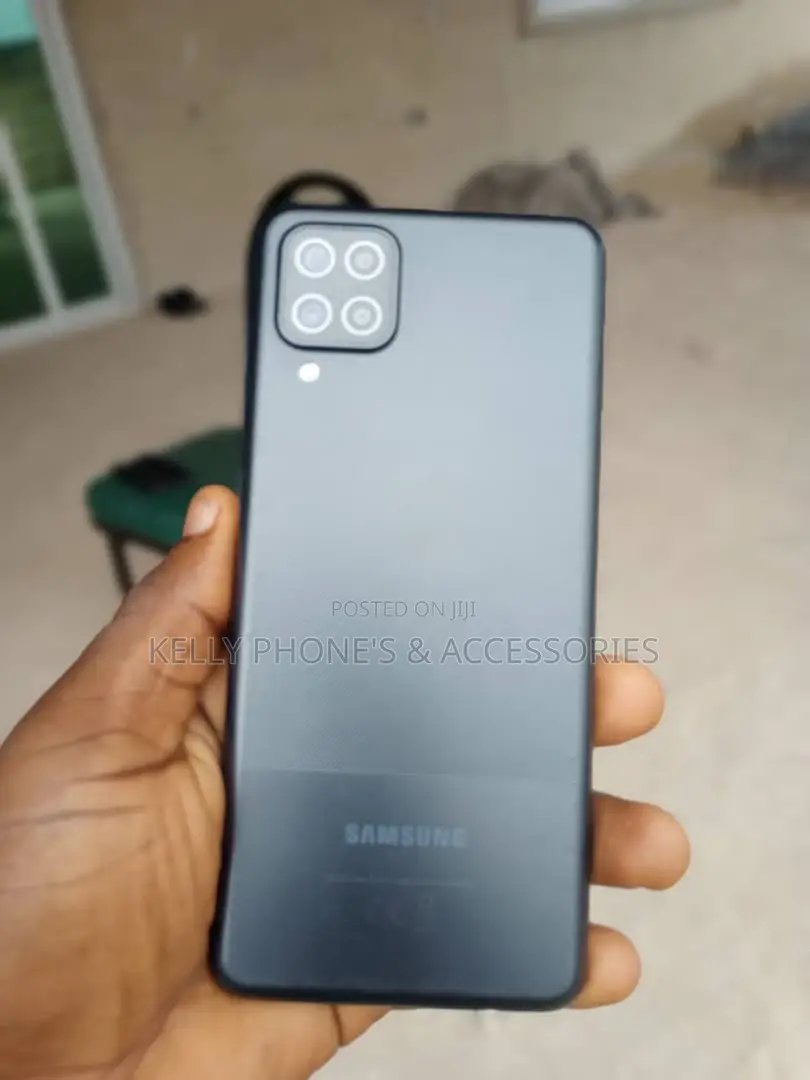 Samsung Galaxy A12 Nacho 64 GB Black