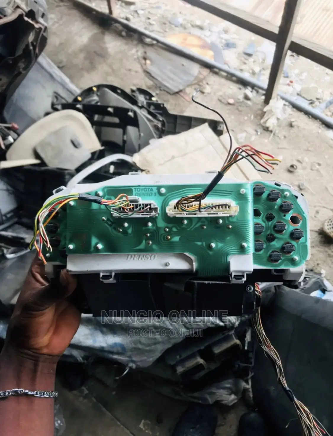 Toyota Yaris/ Echo Old Type Meterboard