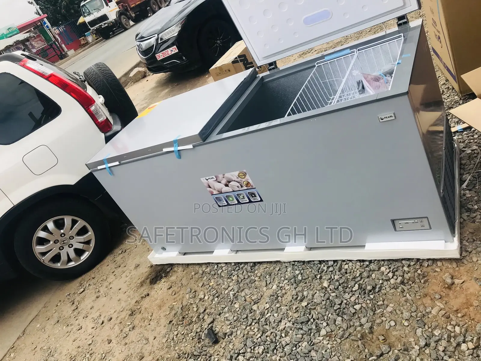 708 Liters Doubledoor Chestfreezer PCF-850 Pearl