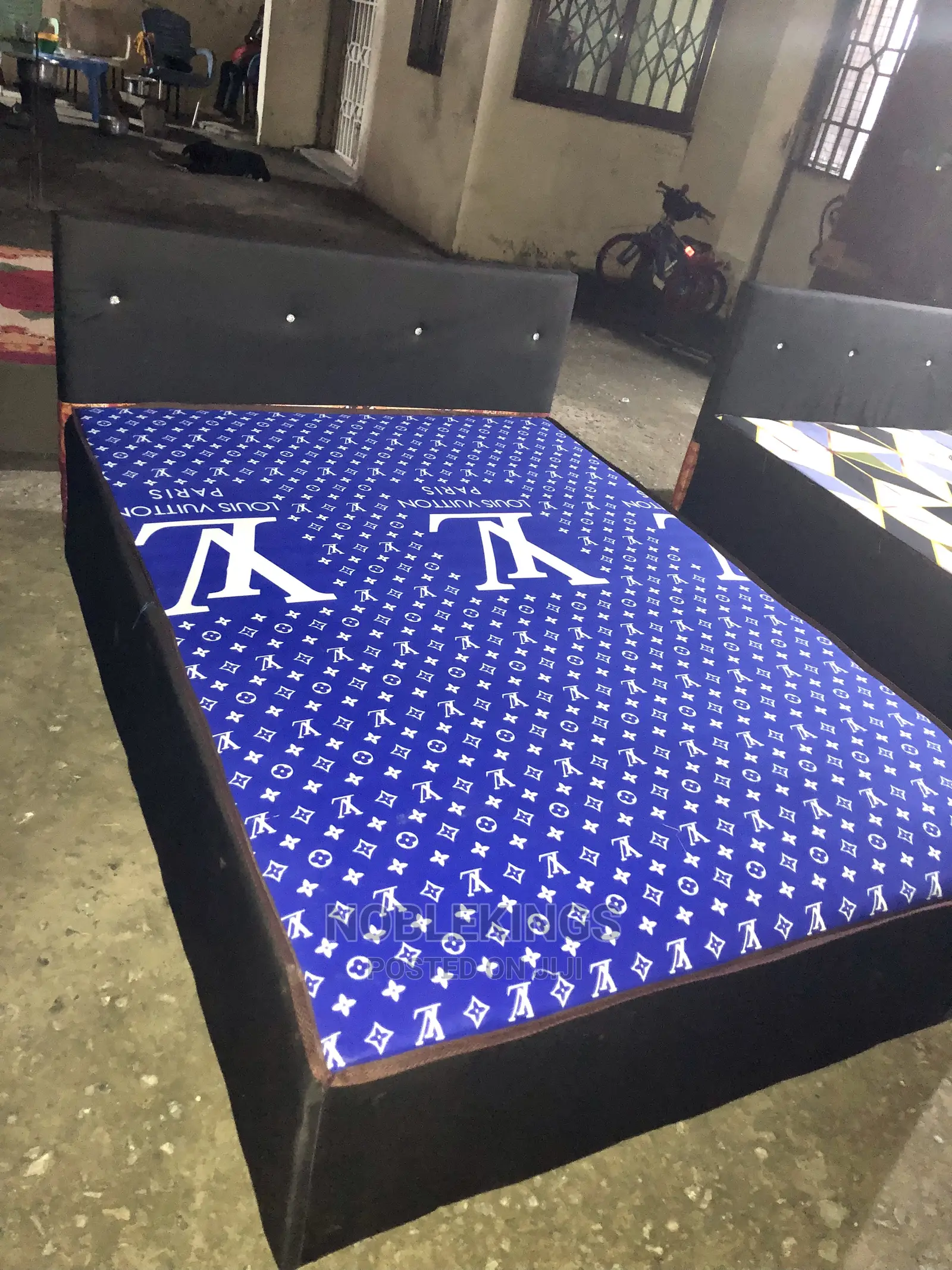 Adepa Inbuilt Double Bed With Mattress Complt