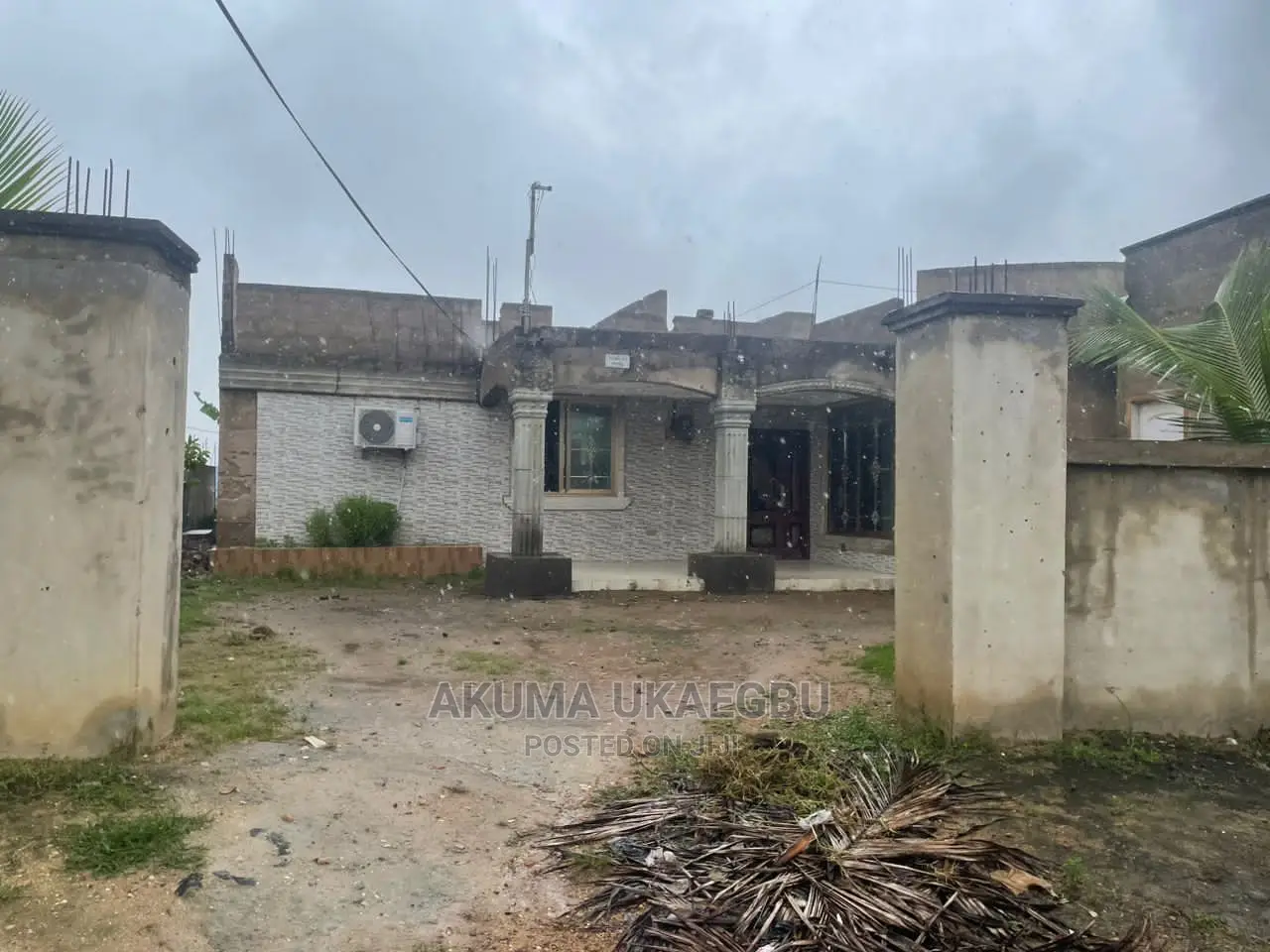 4bdrm House in Kotoku Amansana, Pokuase for sale