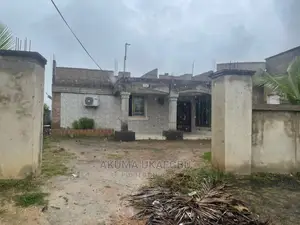 4bdrm House in Kotoku Amansana, Pokuase for sale