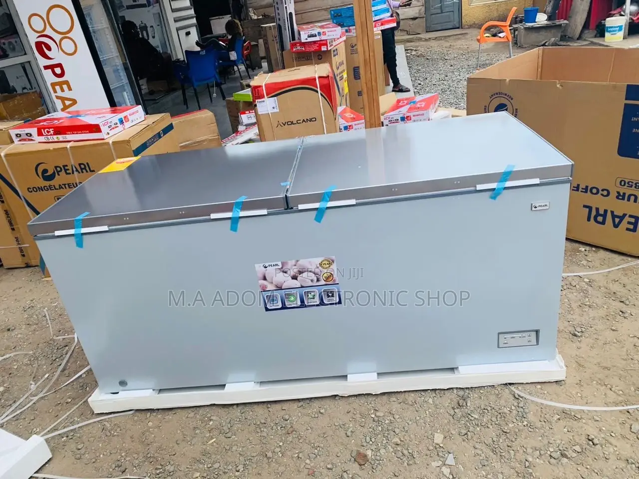 Durable Pearl 708ltrs Double Door Chest Freezer PCF-850)