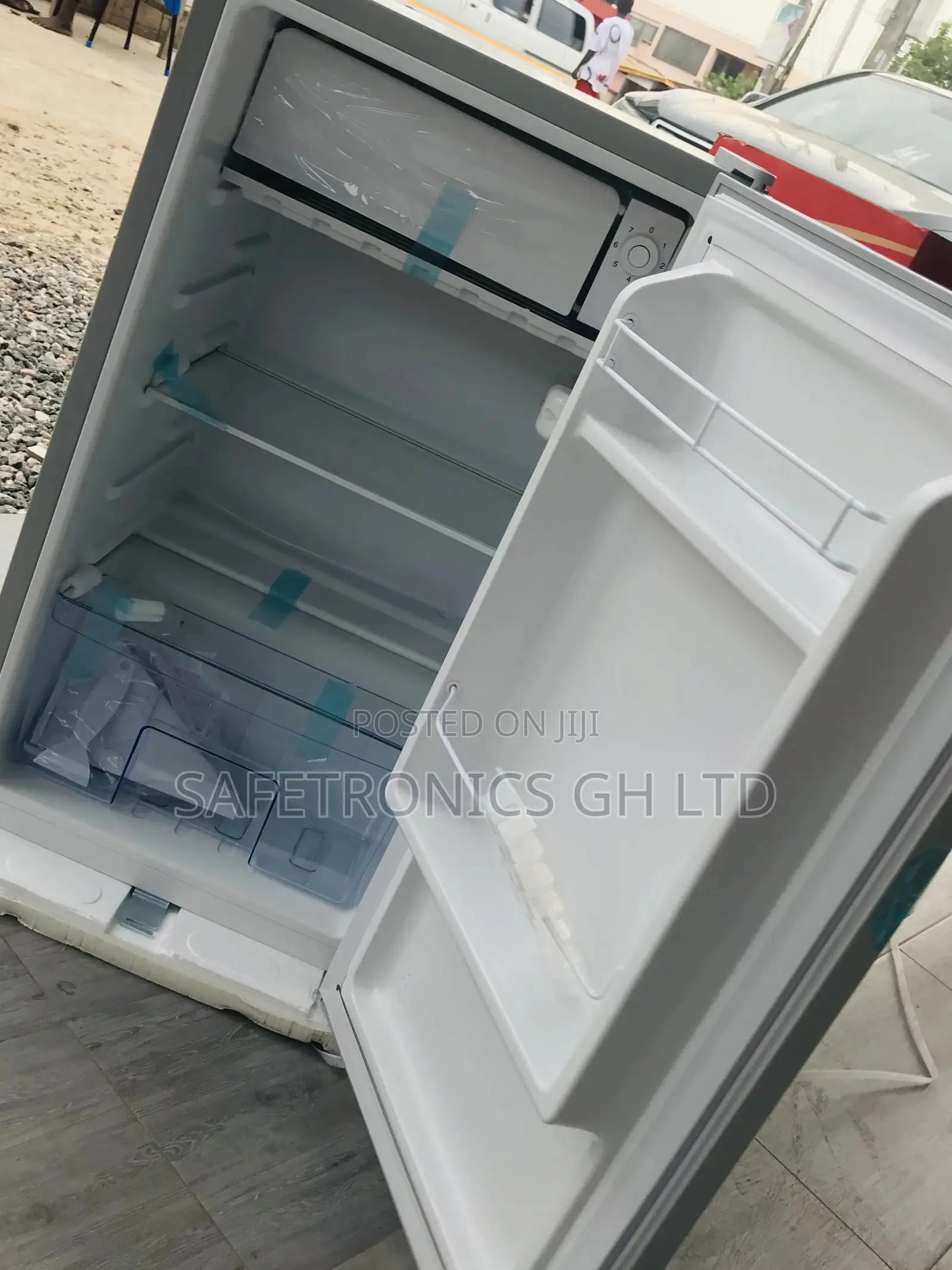 Topfreezer Singledoor 80 Liters Zara Fridge Tabletop