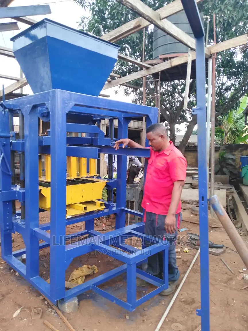 A Complete Automatic Block Machine