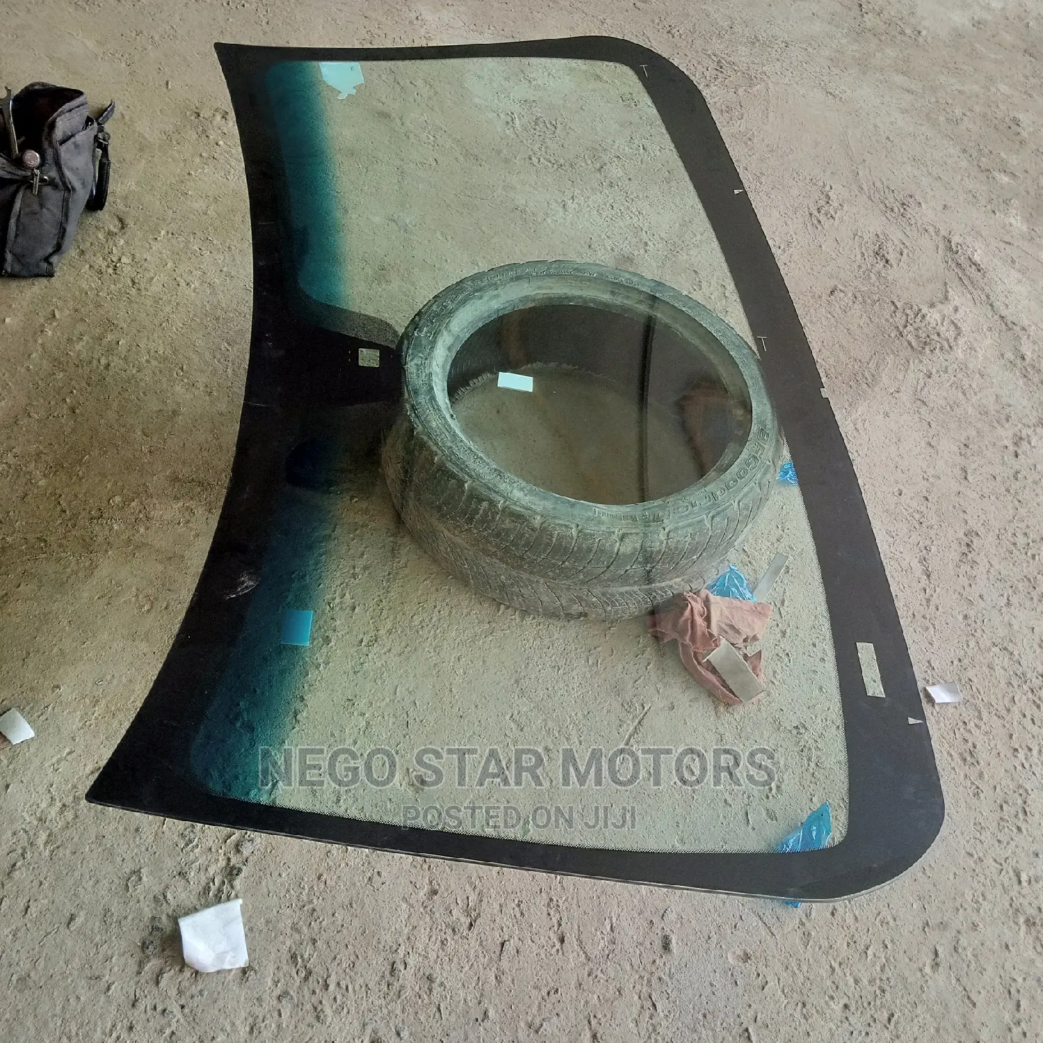 Dodge Ram 2013 Front Windscreen