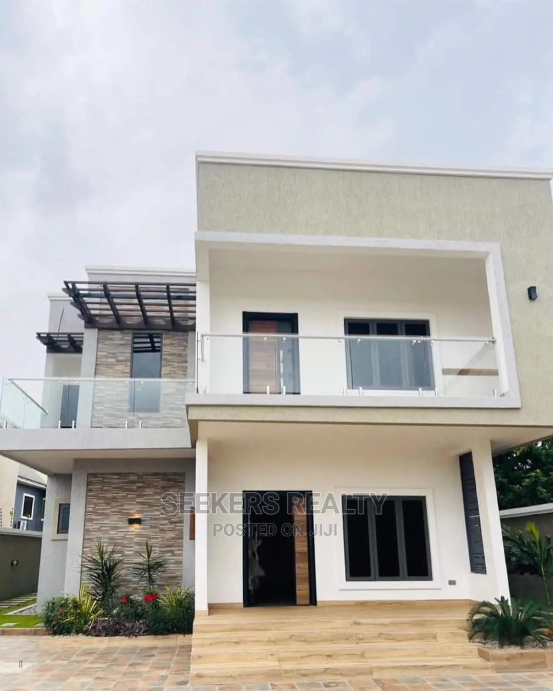 4bdrm House in Seekers Realty, Adenta for sale