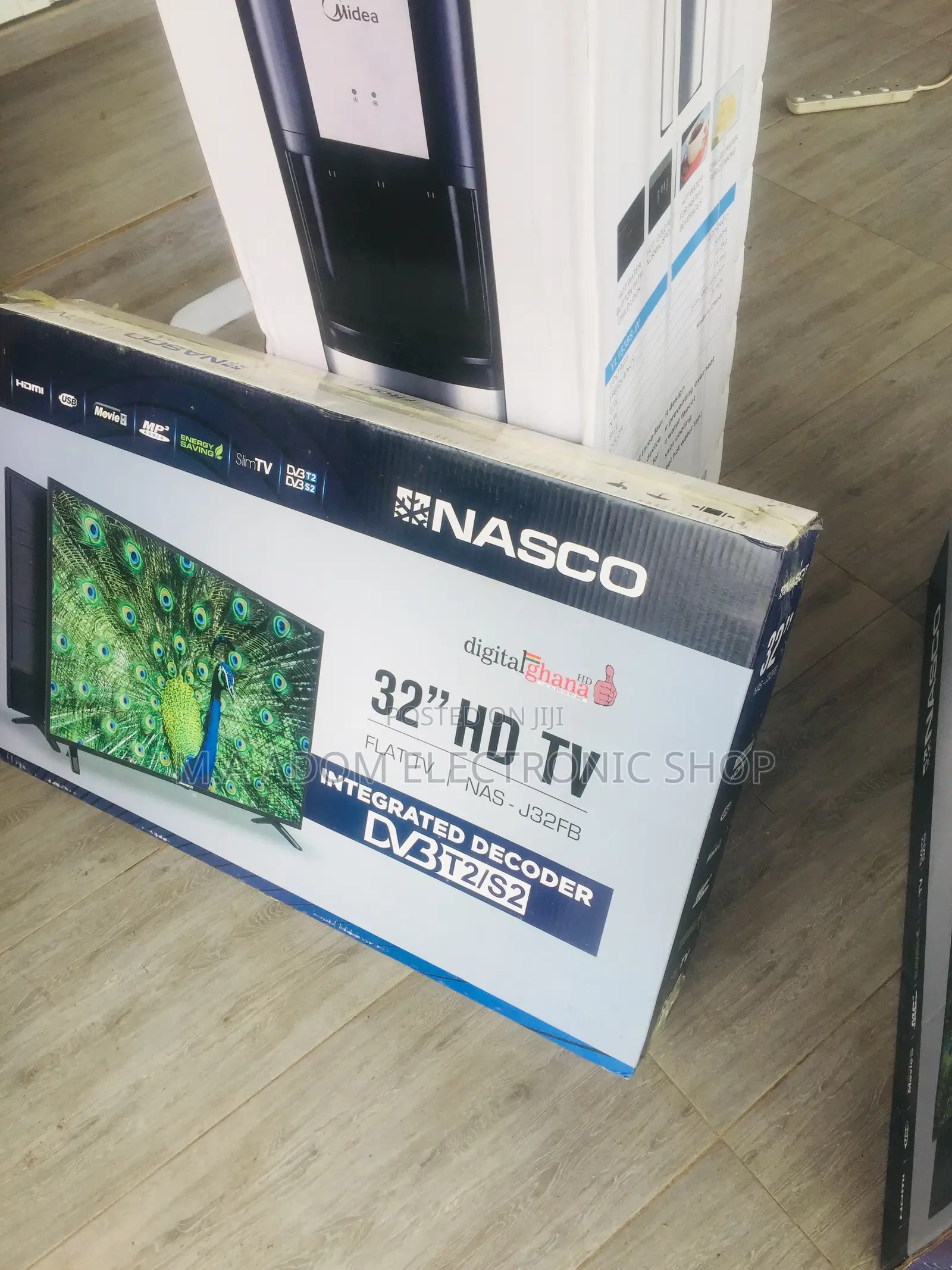 Elegant Nasco 32 Inch TV LED Digital Satellite